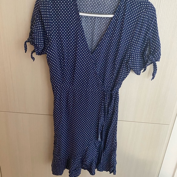 HONEY Polka dot wrap dress - Picture 5 of 8
